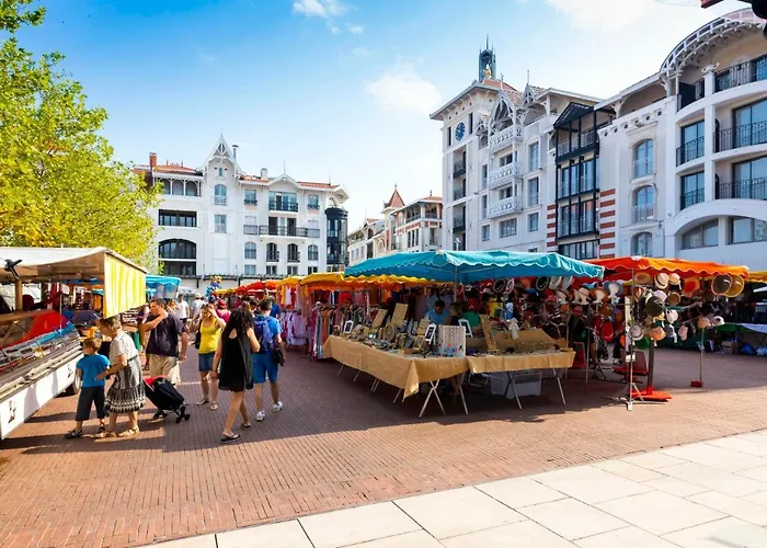 Arguin 2 アパート